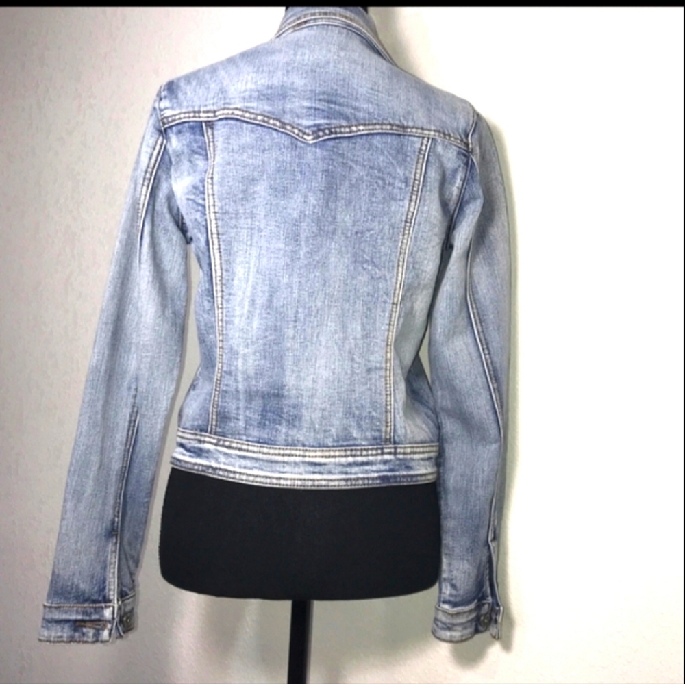 Zanadi Jean Jacket with Lace Inserts - Picture 4 of 7